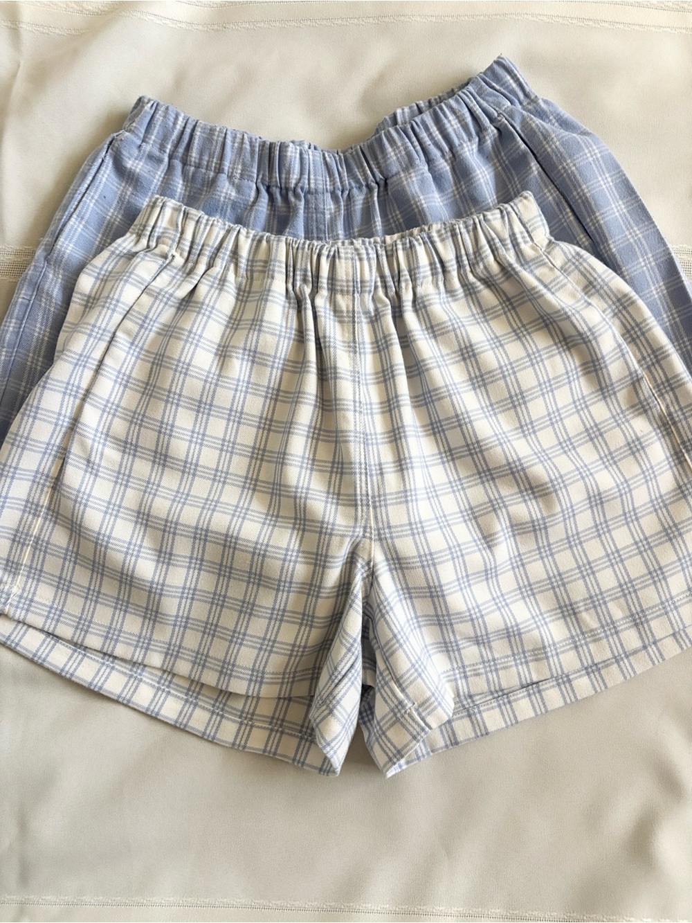 ❤️… Brandy Melville 2 pc Plaid Elastic-Waist Shorts - Light Blue & Cream